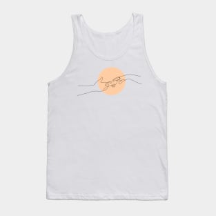 Men and women trying to hold each other hand- engagement Tank Top